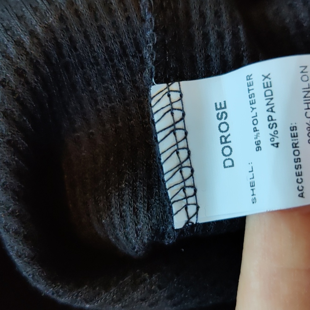 Lace Sleeve Ribbed Top - Picture 5 of 5